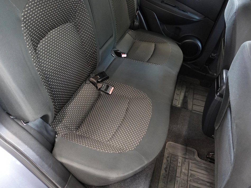 Nissan Qashqai 1.6i 