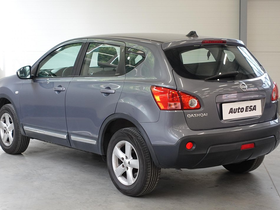 Nissan Qashqai 1.6i 