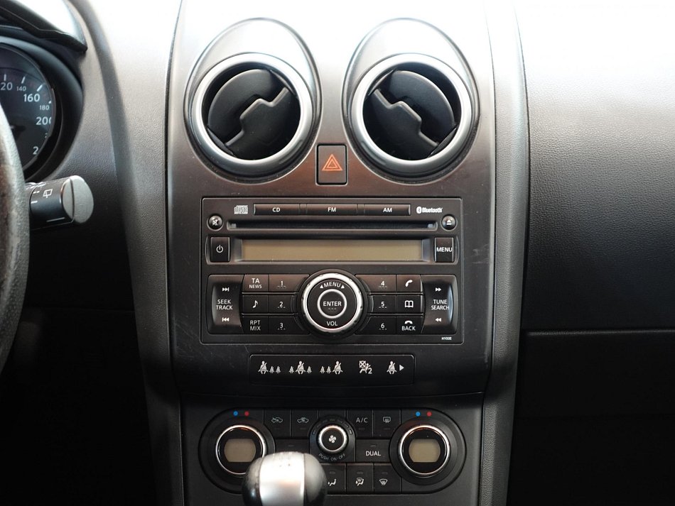 Nissan Qashqai 1.6i 