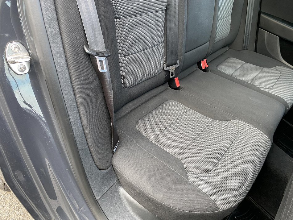 Volkswagen Passat 2.0 TDi 