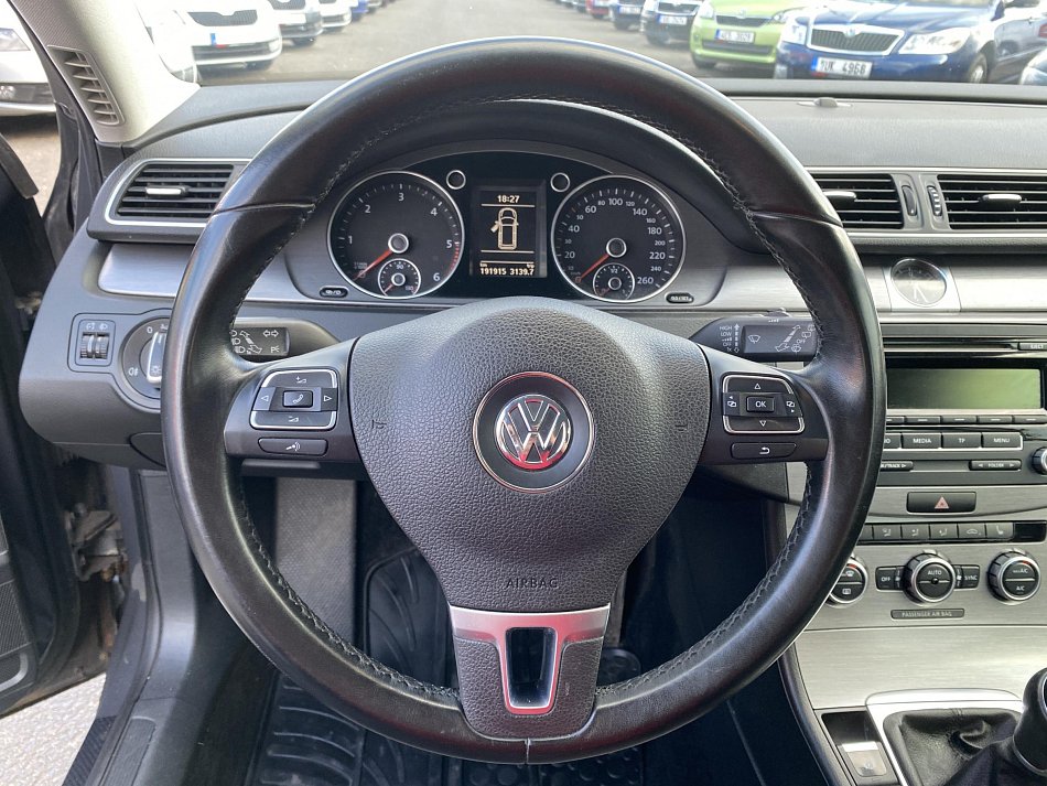 Volkswagen Passat 2.0 TDi 