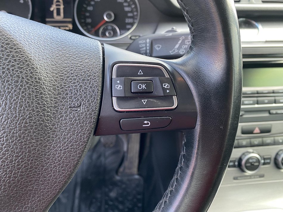 Volkswagen Passat 2.0 TDi 