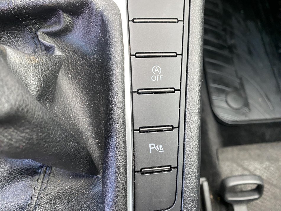 Volkswagen Passat 2.0 TDi 