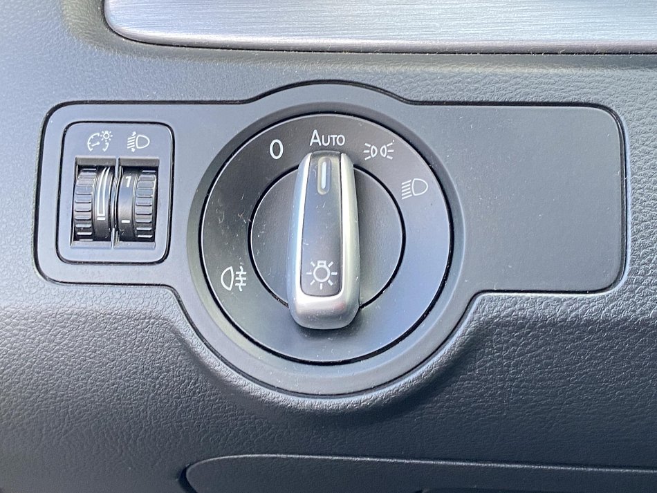 Volkswagen Passat 2.0 TDi 