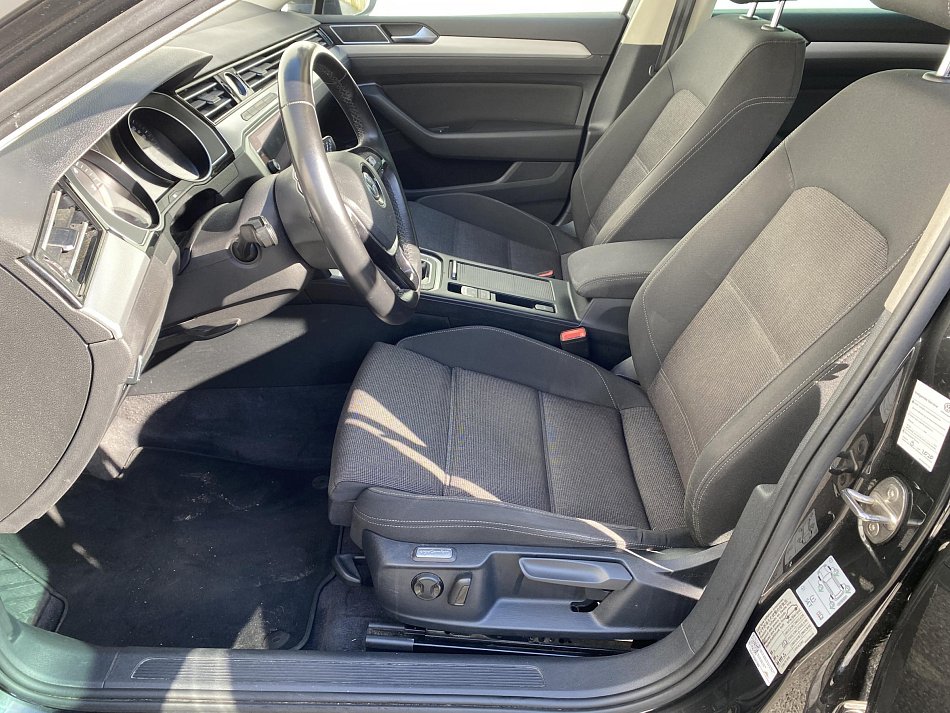 Volkswagen Passat 1.6 TDI 