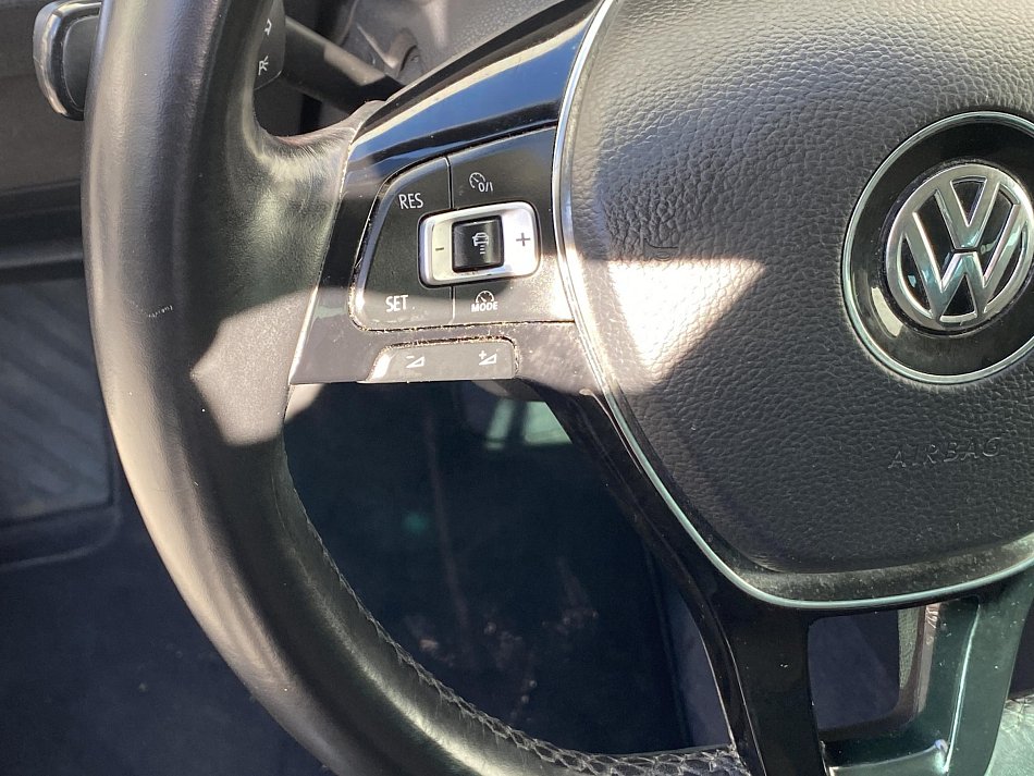 Volkswagen Passat 1.6 TDI 