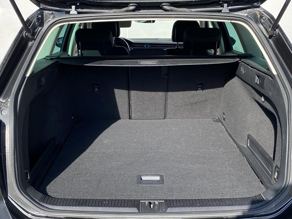 Volkswagen Passat 1.6 TDI 