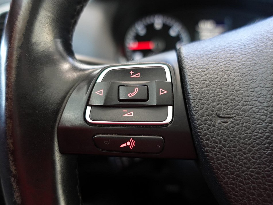 Volkswagen Sharan 2.0TDi 