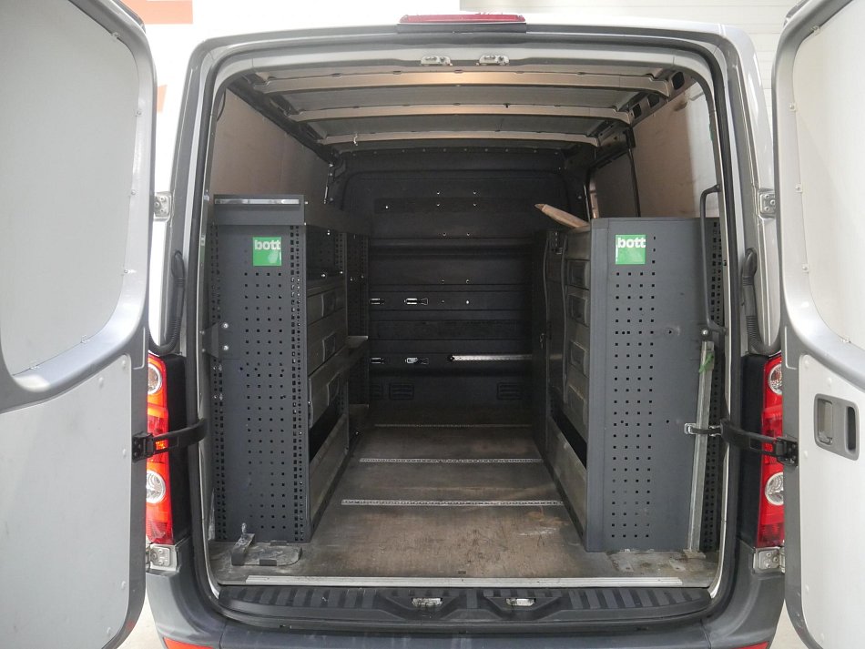 Volkswagen Crafter 2.0TDi  DÍLNA