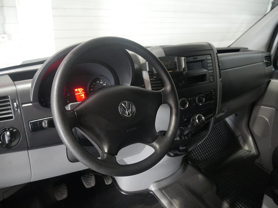 Volkswagen Crafter 2.0TDi  DÍLNA