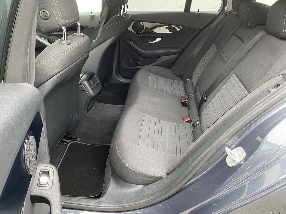 Mercedes-Benz Třída C 1.6T  C180