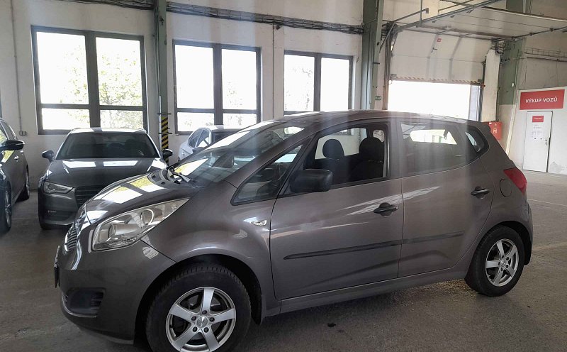 Kia Venga 1.4i 
