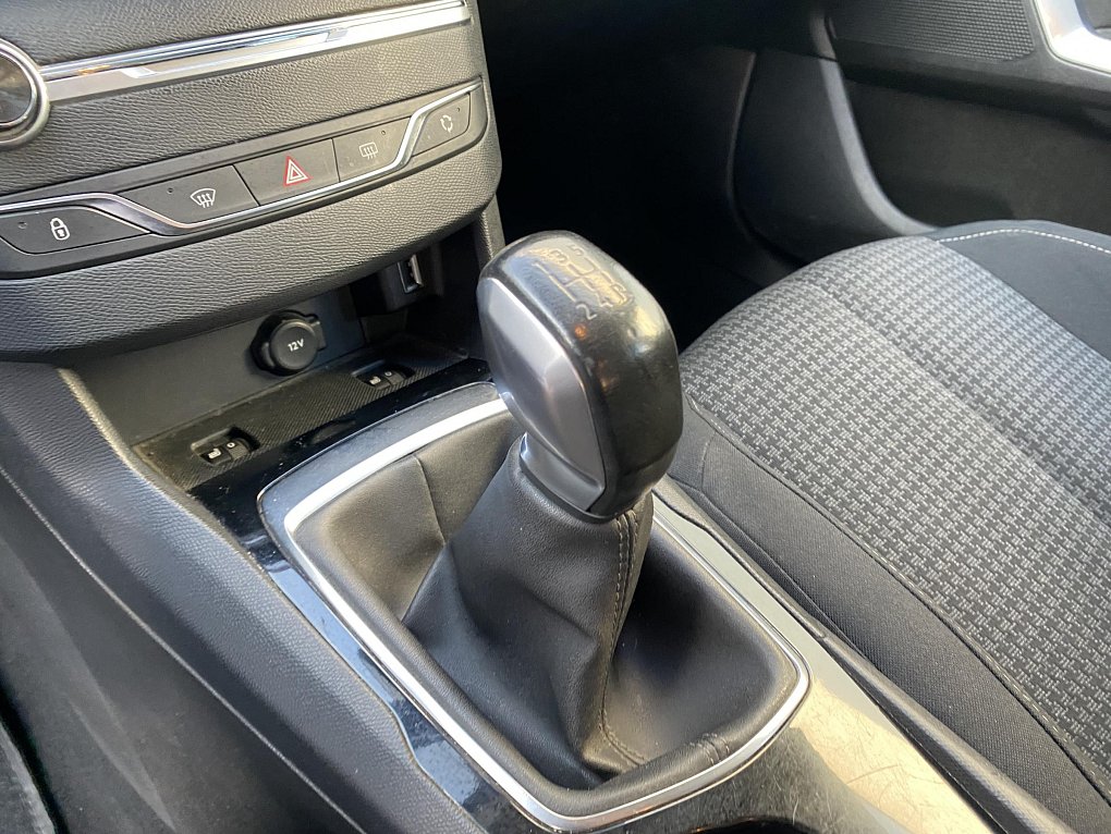 Peugeot 308 1.2 PT Active