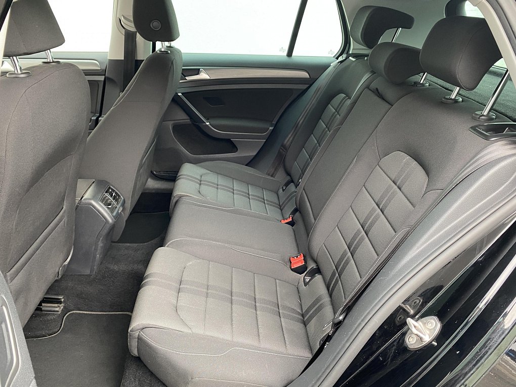 Volkswagen Golf 1.2 TSi Comfortline VII