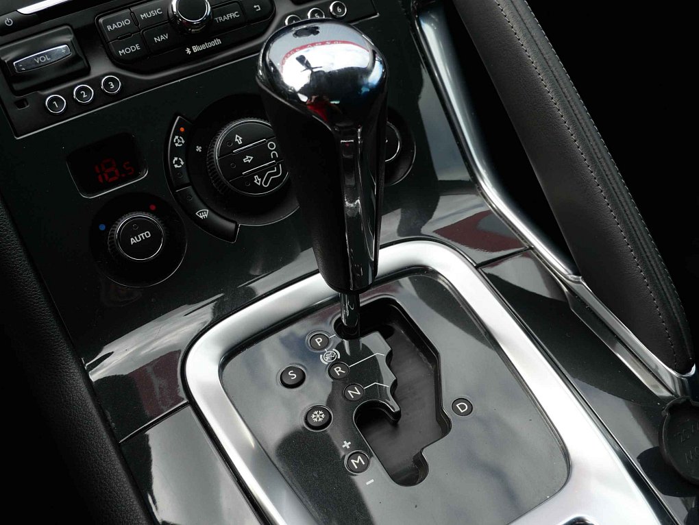 Peugeot 3008 1.6HDi 