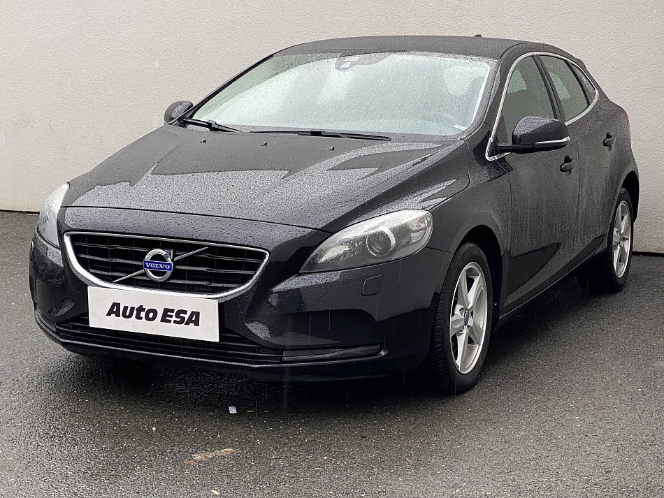 Volvo V40 2.0 D Momentum