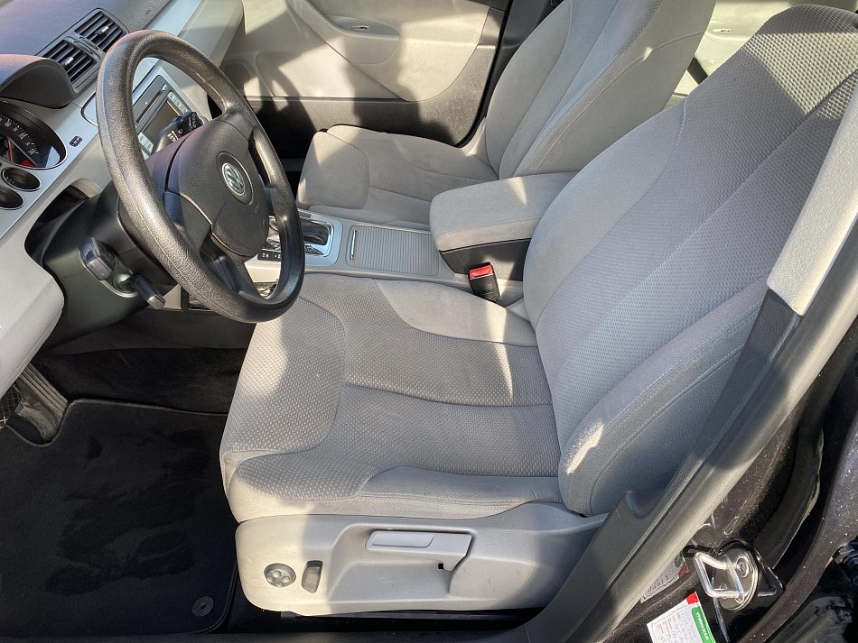 Volkswagen Passat 1.6 i  Variant