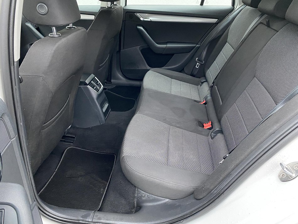 Škoda Octavia III 1.6 TDi Ambition GreenLine