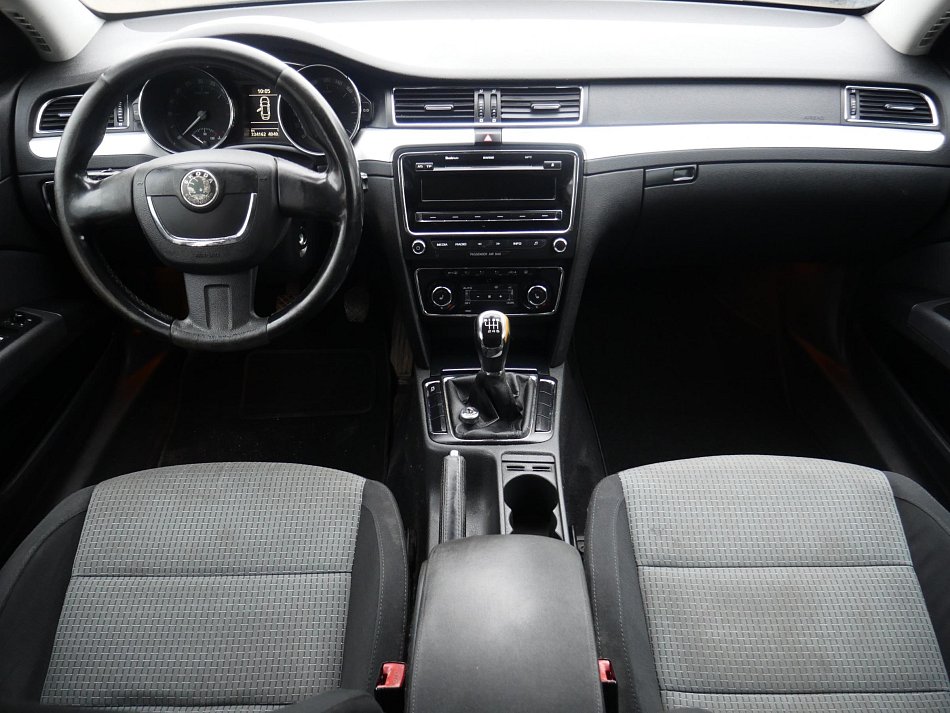 Škoda Superb II 2.0 TDi Ambition