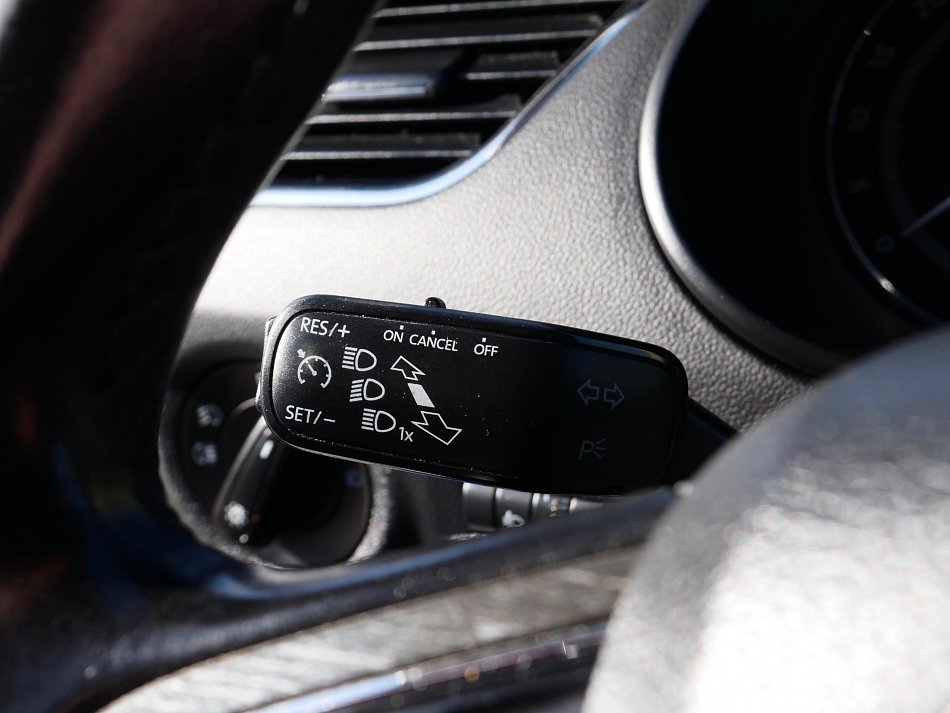 Škoda Octavia III 2.0 TDi Scout 4x4