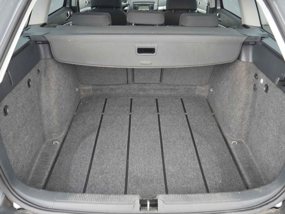 Škoda Octavia II 2.0TDi Scout 4x4