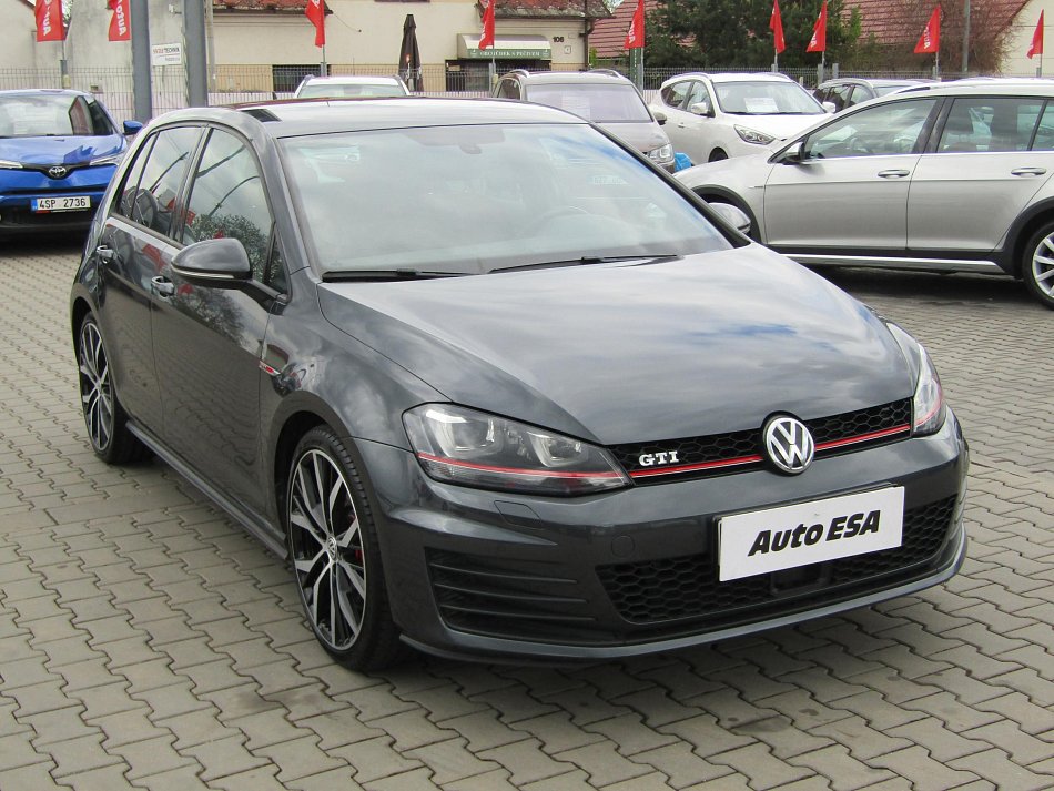 Volkswagen Golf 2.0 TSi GTi