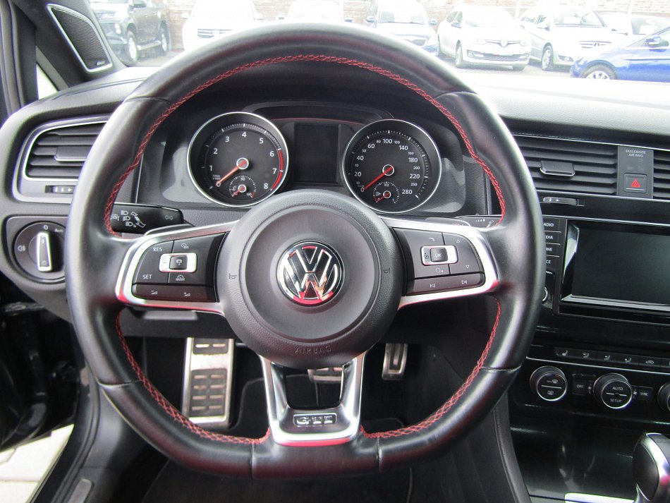 Volkswagen Golf 2.0 TSi GTi