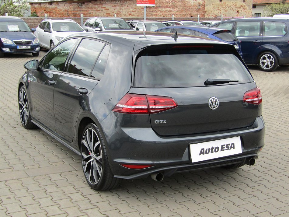 Volkswagen Golf 2.0 TSi GTi