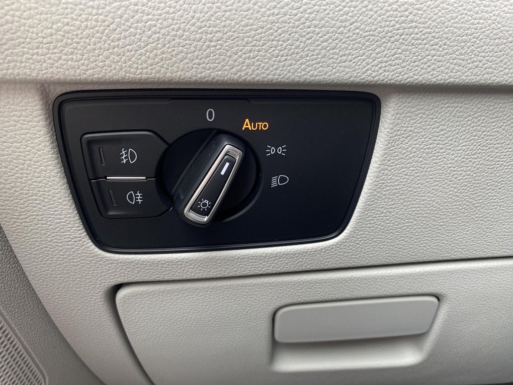 Volkswagen Passat 2.0 TDi Elegance