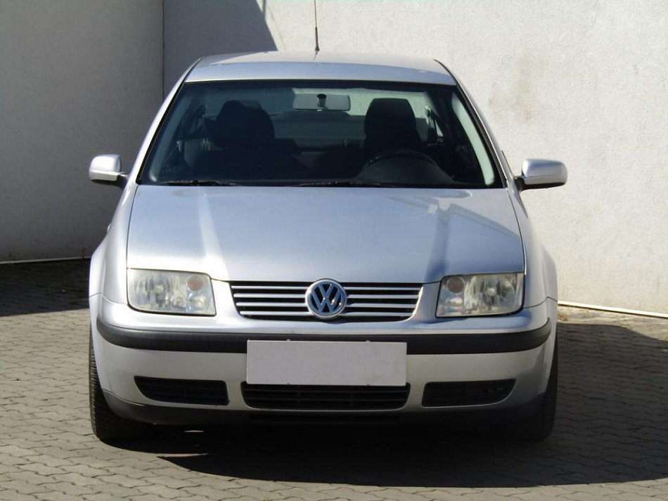 Volkswagen Bora 1.6 16V 