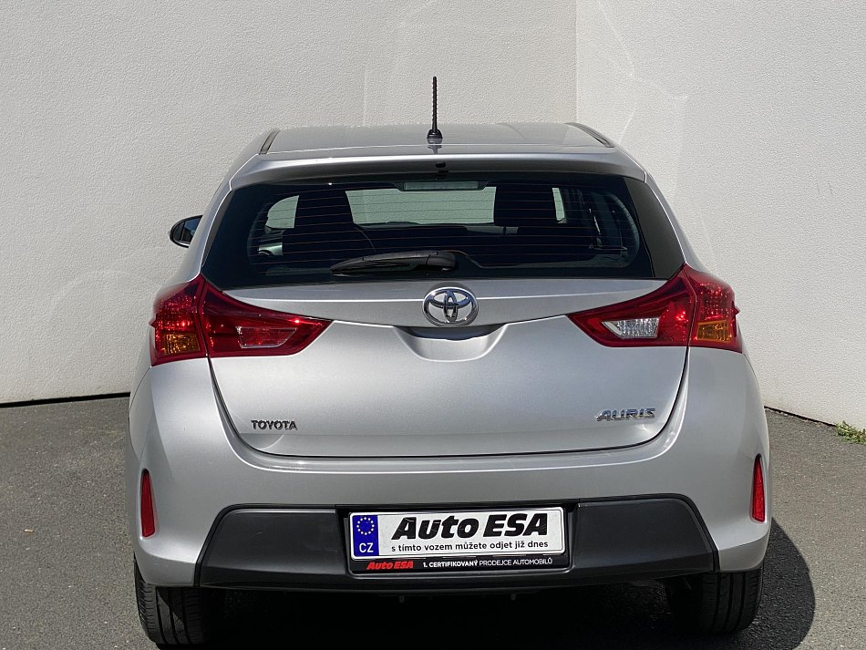 Toyota Auris 1.3 VVT-i 