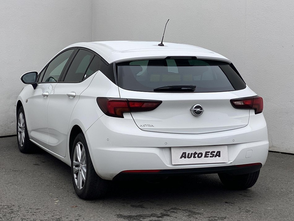 Opel Astra 1.4T 