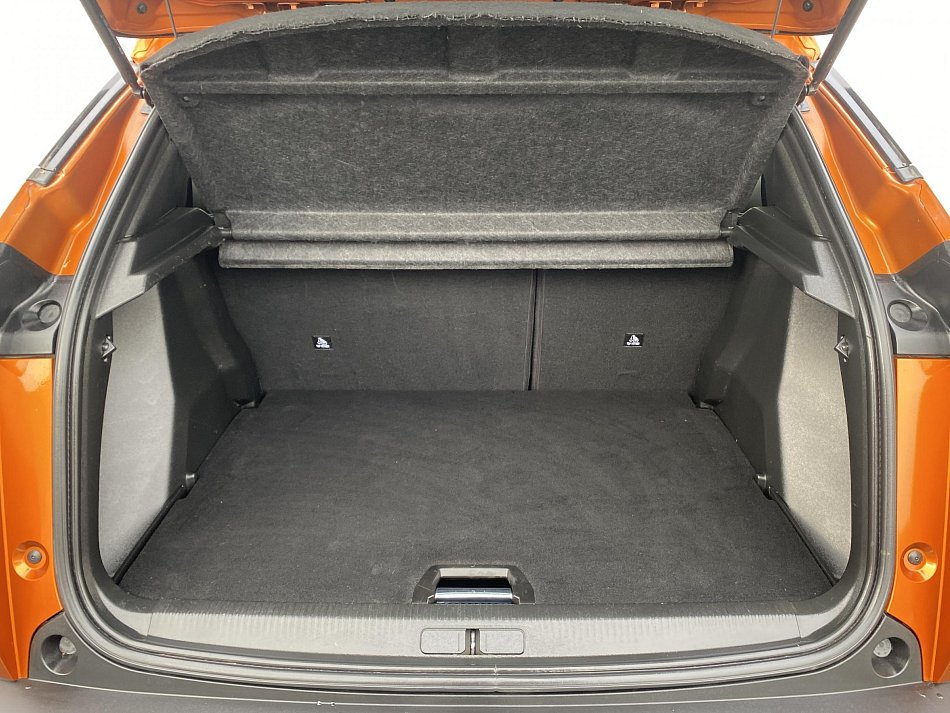 Peugeot 2008 1.2 PT Allure