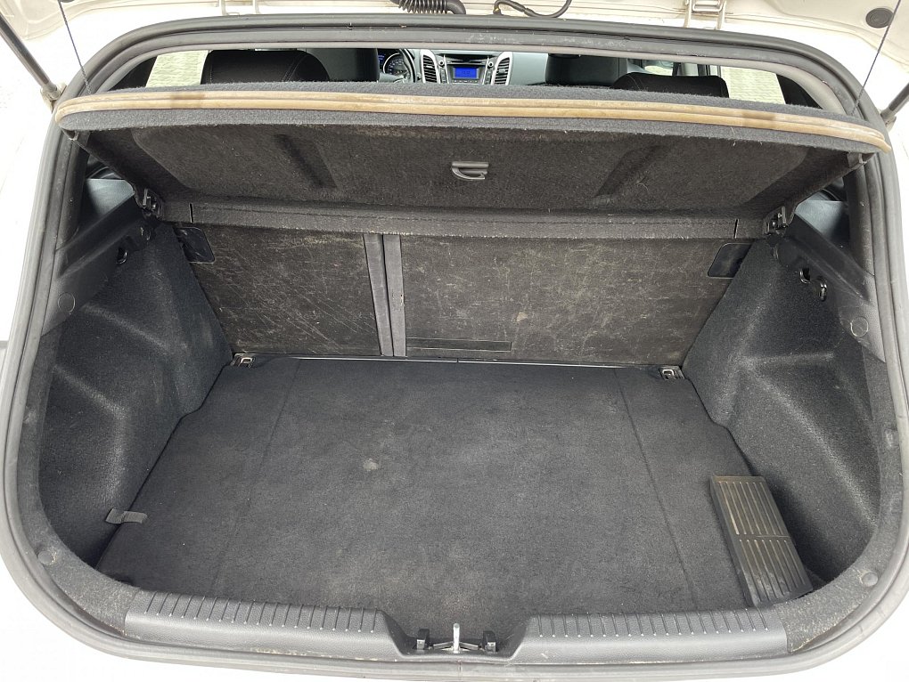Hyundai I30 1.4 i 