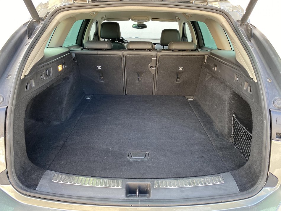 Opel Insignia 2.0CDTi 