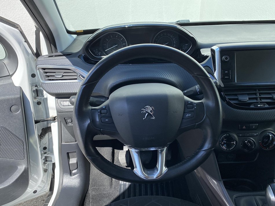 Peugeot 2008 1.2 PT Style