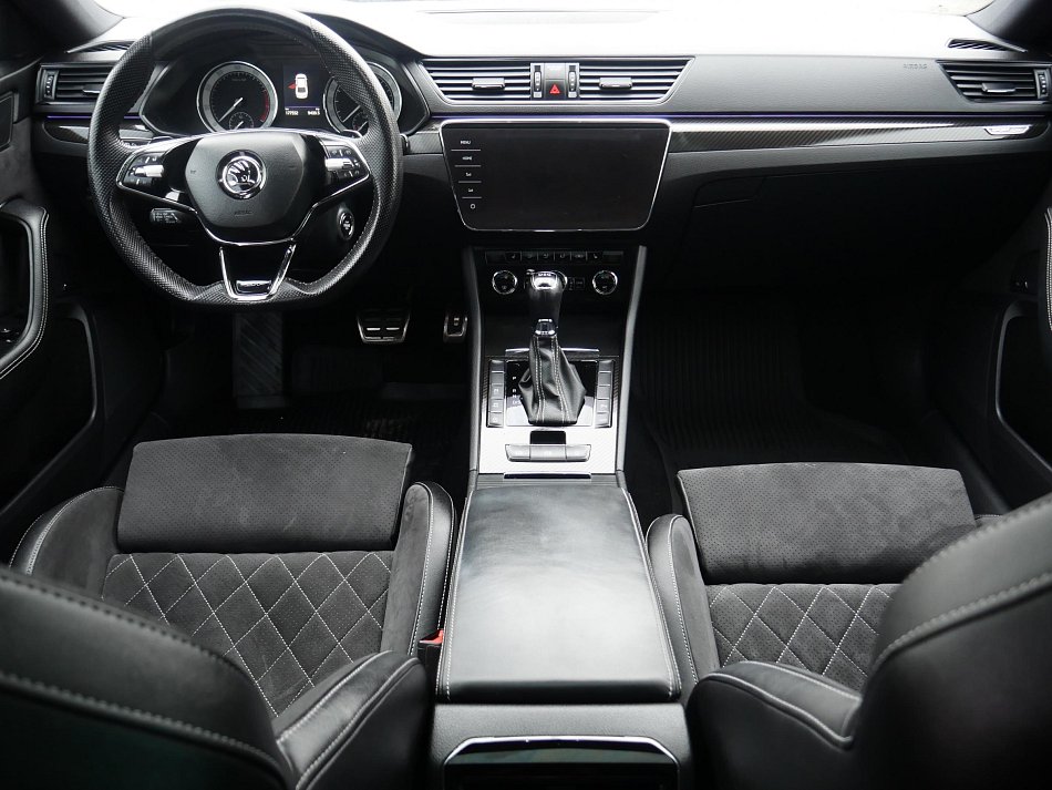 Škoda Superb III 2.0 TSi SportLine 4x4