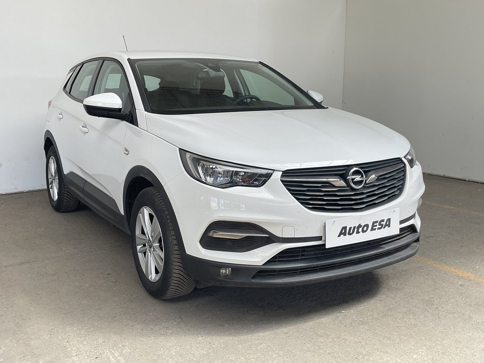 Opel Grandland X 1.2T Edition