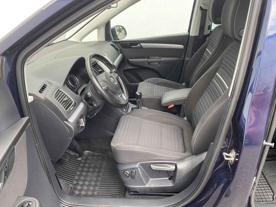 Volkswagen Sharan 2.0 TDI 