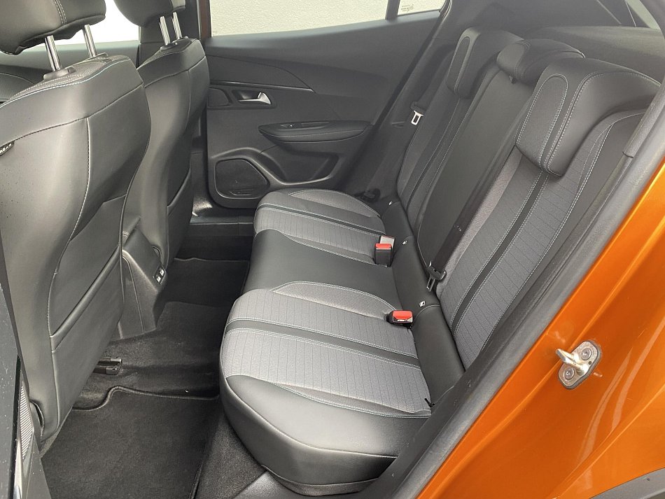 Peugeot 2008 1.2 PT Allure