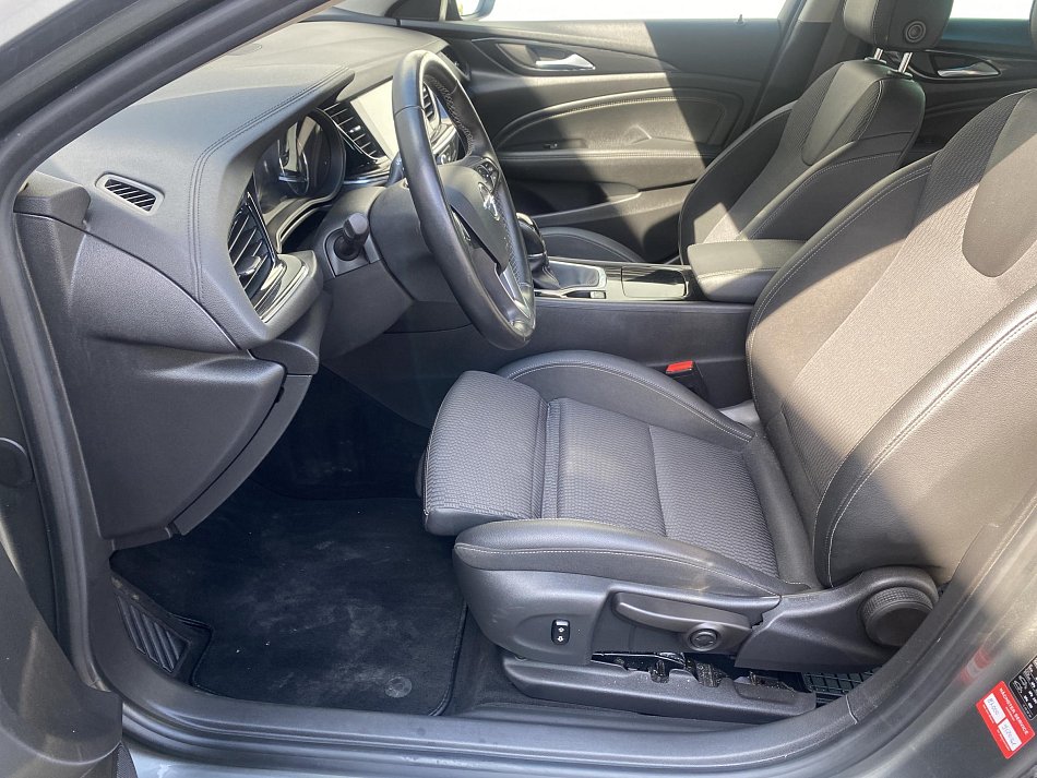 Opel Insignia 2.0CDTi 