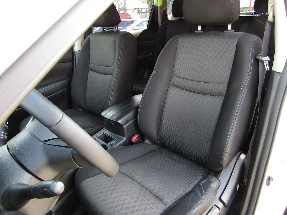 Nissan X-Trail 2.0 dCi Acenta