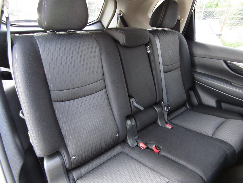 Nissan X-Trail 2.0 dCi Acenta