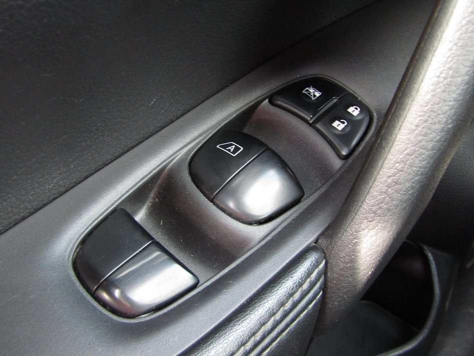 Nissan X-Trail 2.0 dCi Acenta