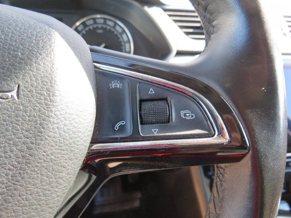 Škoda Superb III 2.0 TDi Ambition