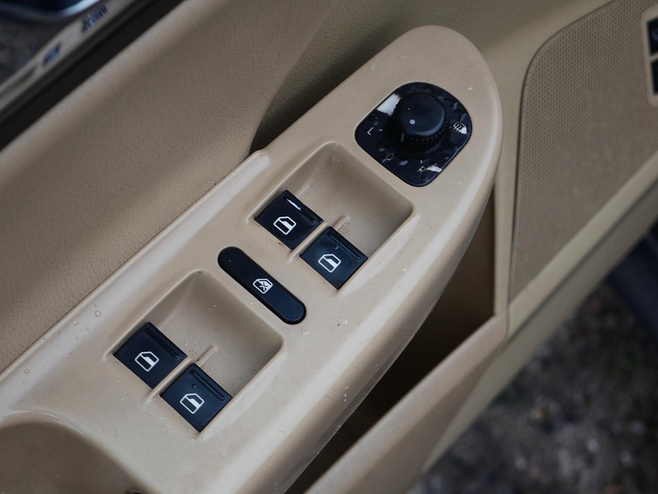 Volkswagen Passat 2.0 TDi 