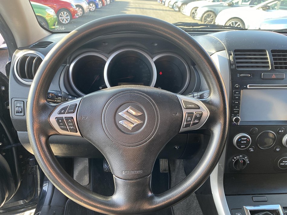 Suzuki Grand Vitara 2.4i  4x4