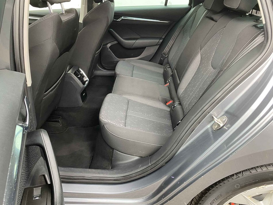 Škoda Octavia IV 2.0 TDi Style