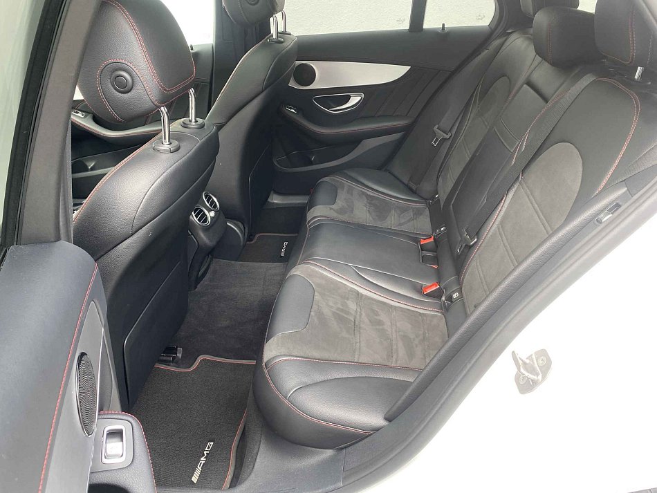 Mercedes-Benz Třída C 3.0 Biturbo AMG C450 4Matic