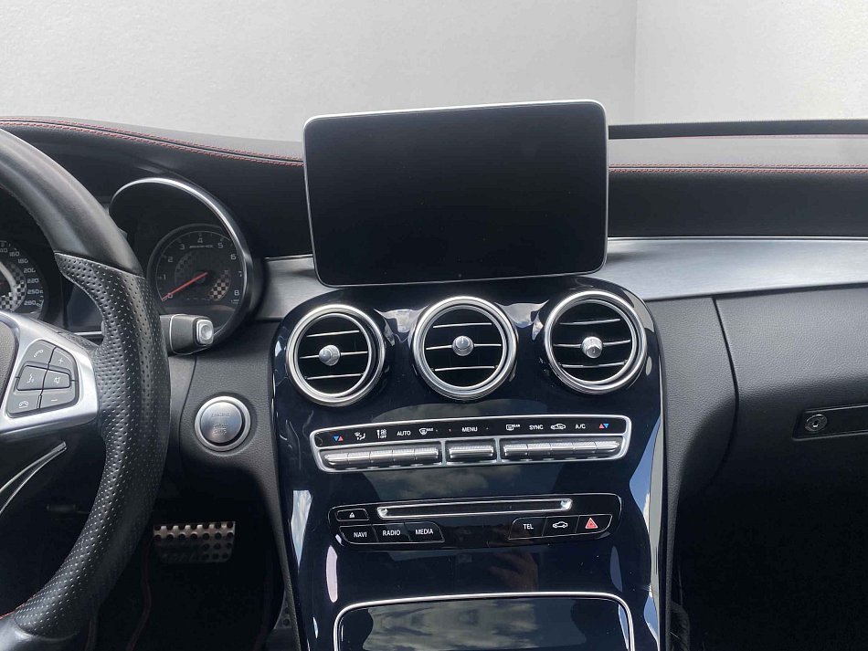 Mercedes-Benz Třída C 3.0 Biturbo AMG C450 4Matic